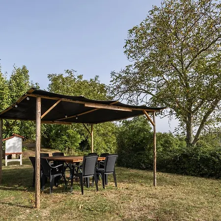 Farm stay Pianperugino